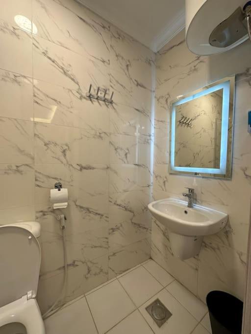 Privet Near Downtown Kh&Sh Apartment Ash Shumaysani Ngoại thất bức ảnh